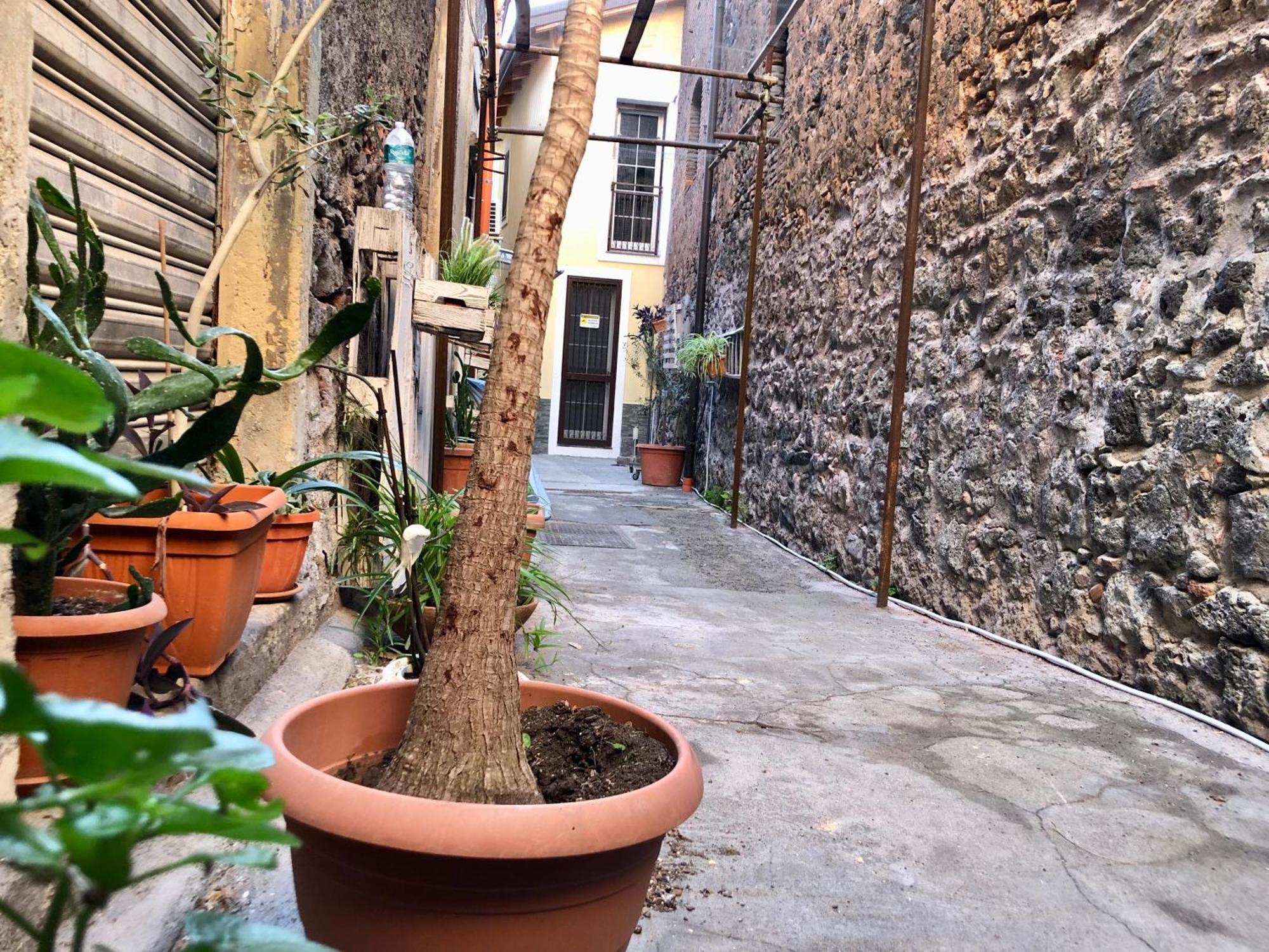 Ferienwohnung Loft Vicolo Lavico CTA Exterior foto